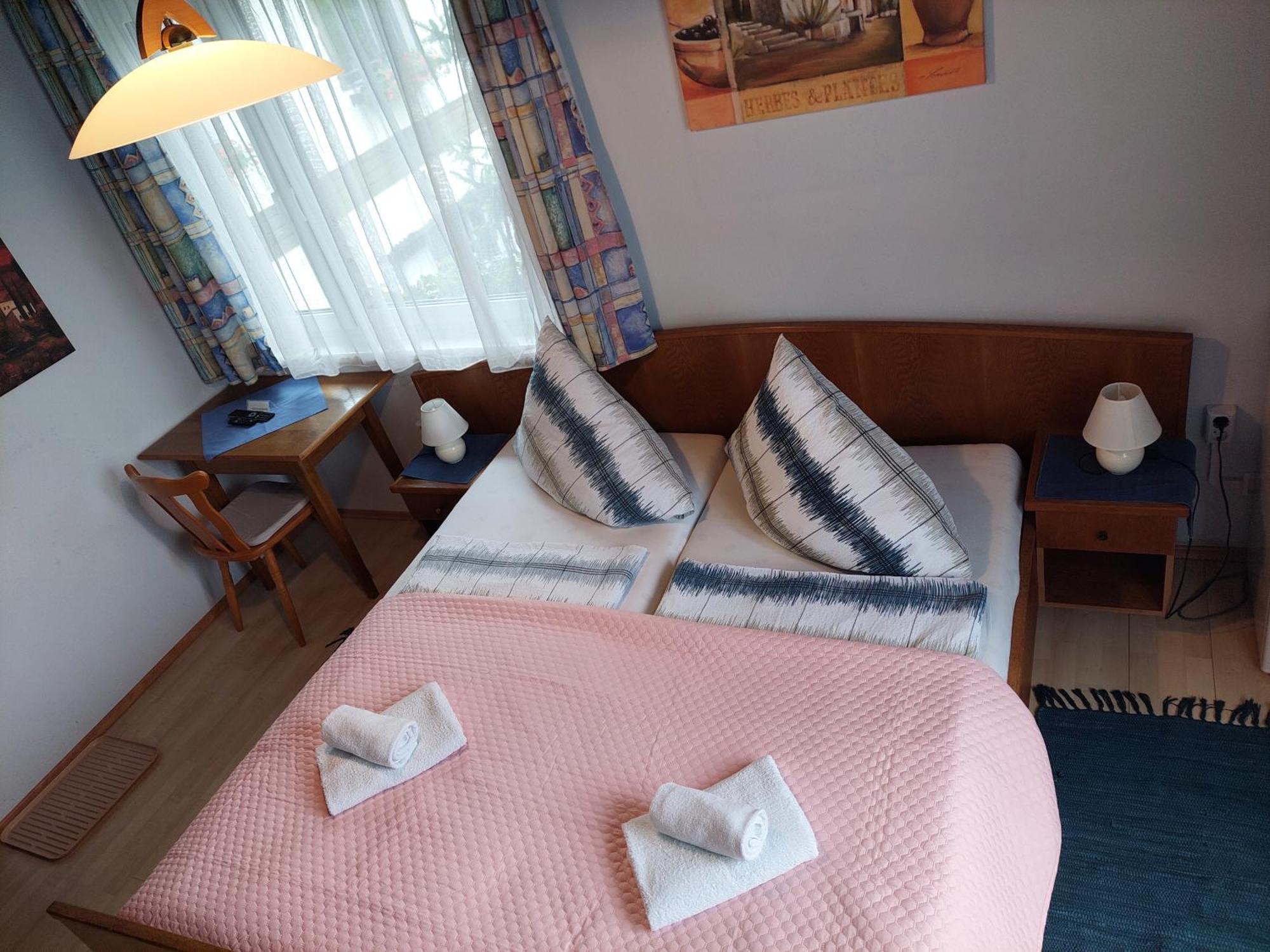 Pension Welserhof Wilfersdorf  Eksteriør bilde